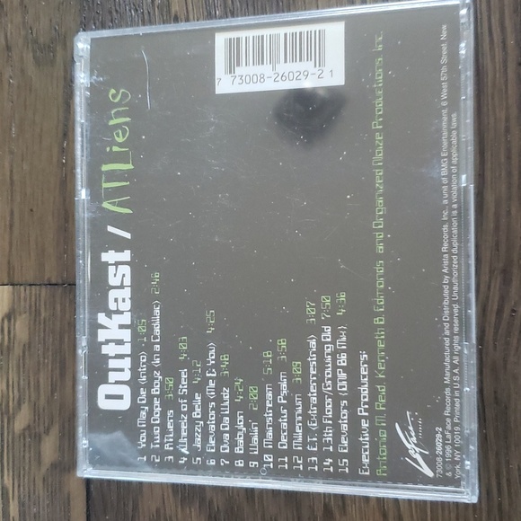 OutKast ATLiens CD - Picture 2 of 5